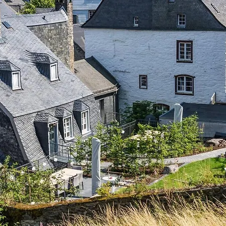 Stadthaus Holiday home *